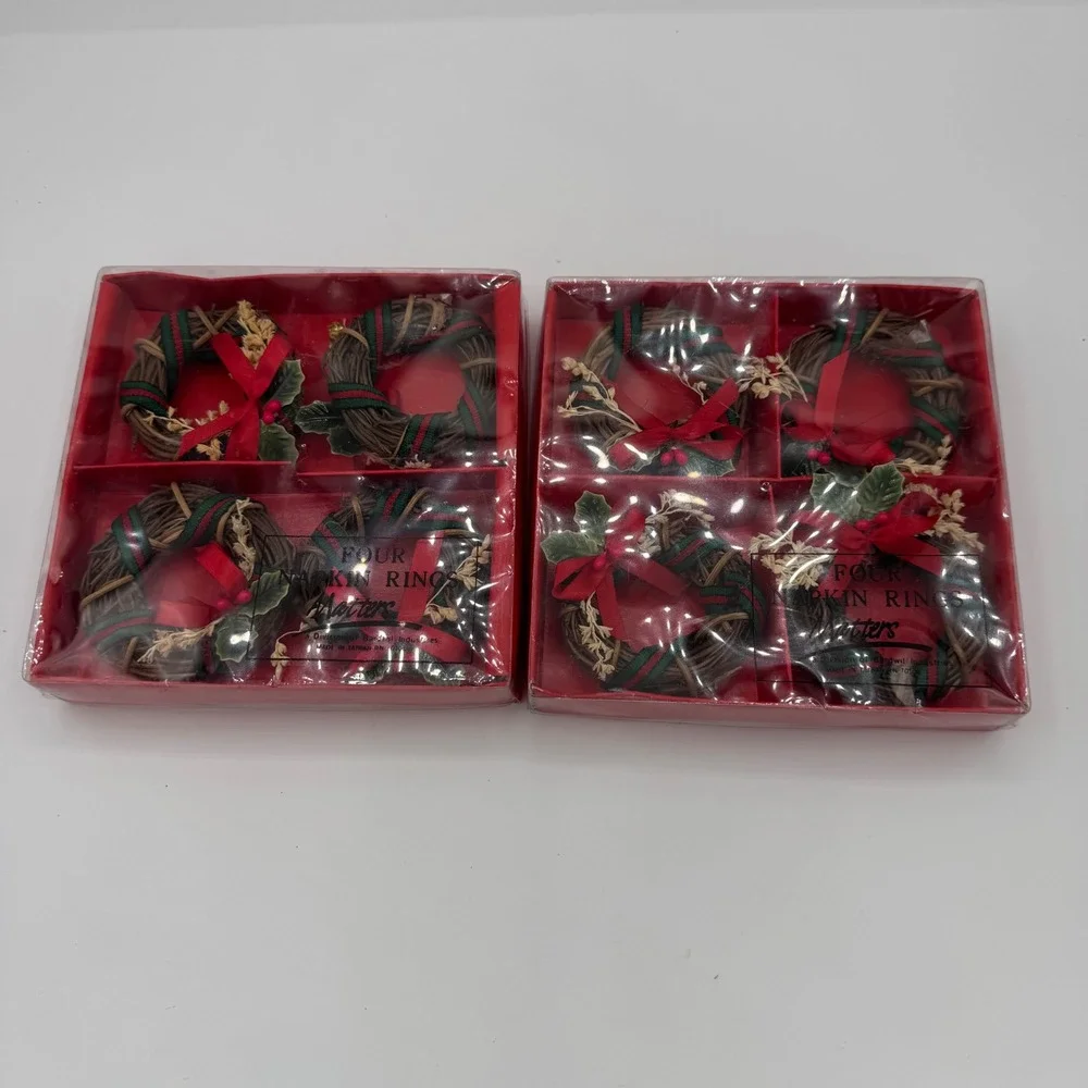 Vintage Bardwill Matters Christmas Wreath Napkin Rings Set of 8 Red Green Ribbon